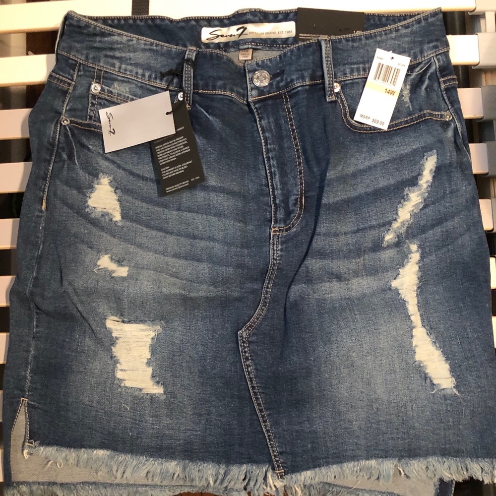 Brand new seven7 denim skirt